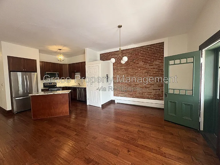 1001 E 17th Ave #14 — Photo 3
