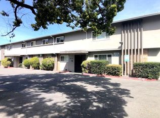 2010 California St APT 4, Mountain View, CA 94040