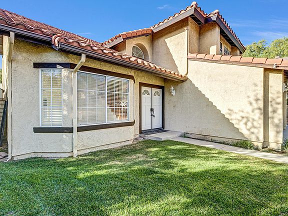 3rd image of 28233 Timothy Dr