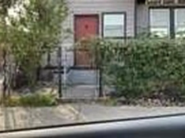 2922 College Ct, New Orleans, LA 70125