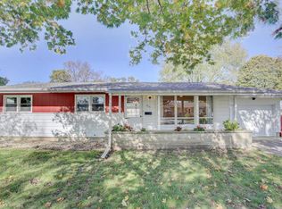 616 W Bond St, Monticello, IL 61856