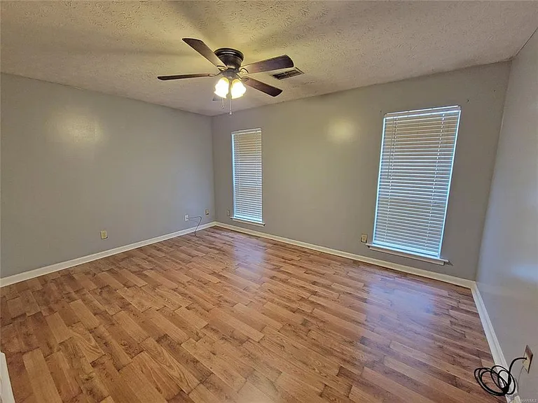 3248 Meadow Walk Ln — Photo 7