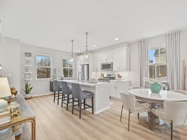 485 Jenny Way #85, Brighton, MI 48116