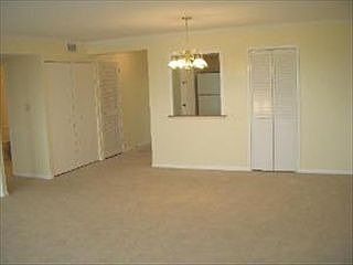 3rd image of 141 N Lagrange Road 1003