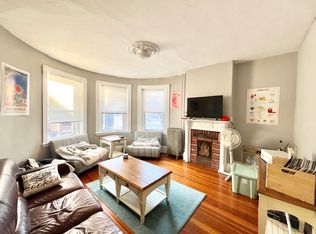 96 Calumet St #3, Roxbury Crossing, MA 02120