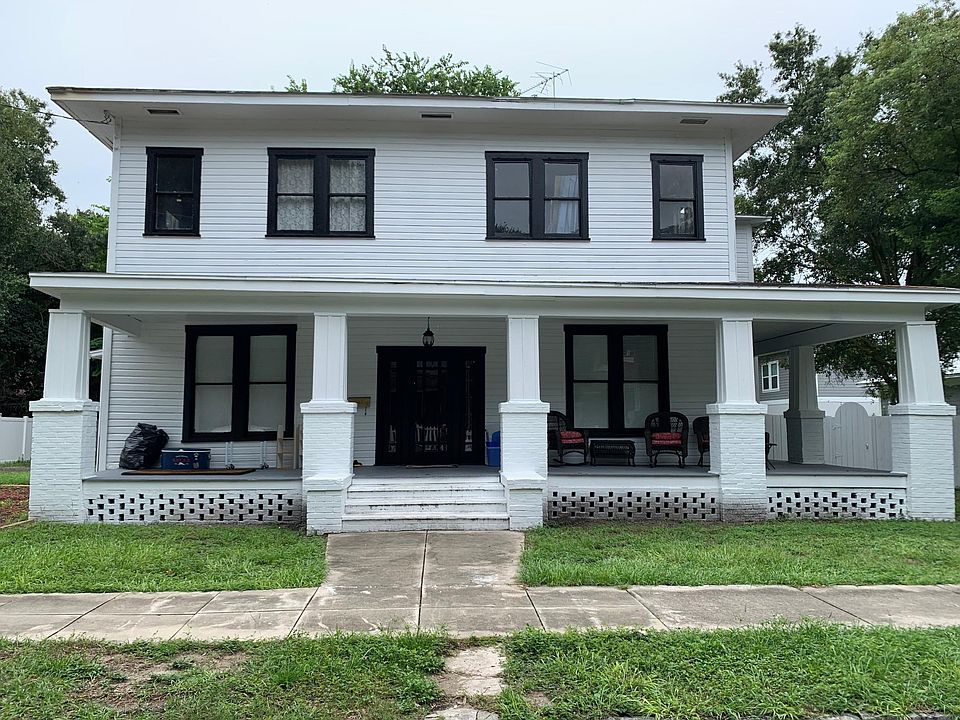 1st image of 209 E Frances Ave