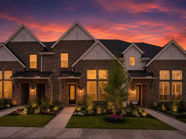 333 Fields Ln, Montgomery, TX 77316