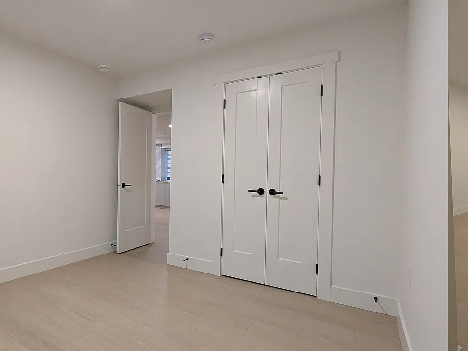 Bedroom #1
