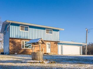 1337 Reed Ave, Sumner, IA 50674