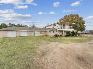 850 County Road 2145, Cleveland, TX 77327