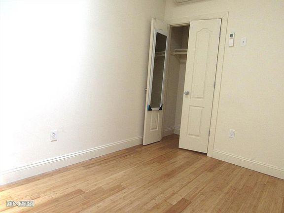5th image of 196 Macdougal St APT 3R