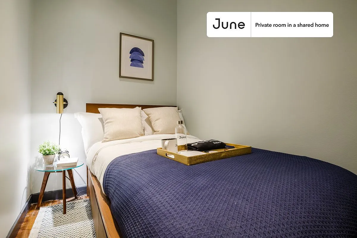 Twin bedroom in 4 bed/2 bath home in Upper East Side #157 B — Photo 1