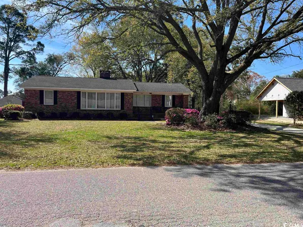 104 Lakewood Ave., Georgetown, SC 29440