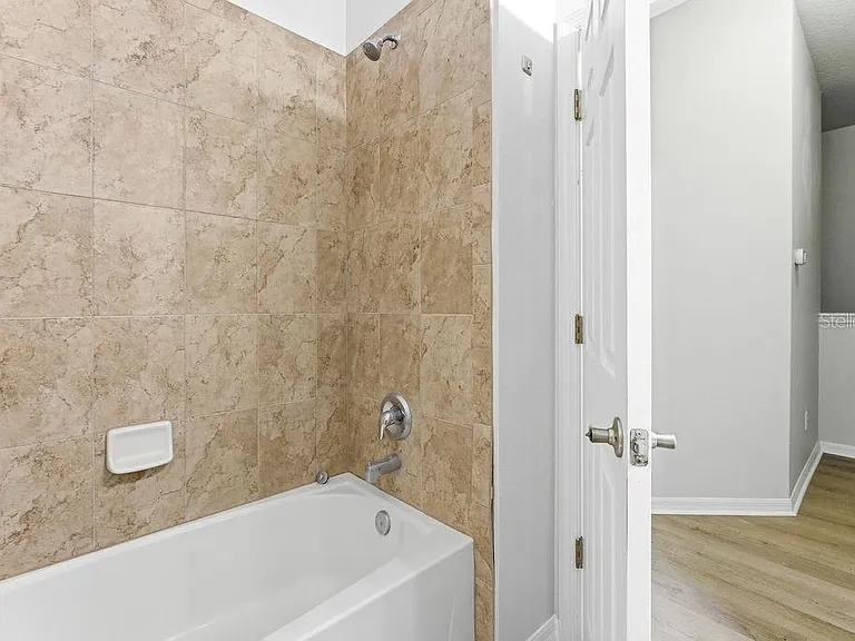 2795 Oakwater Dr — Photo 27