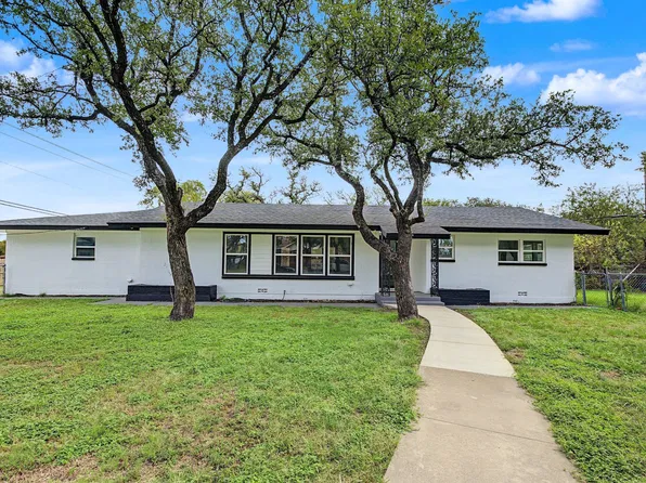 101 Aquilla Dr, Lakeside, TX 76108