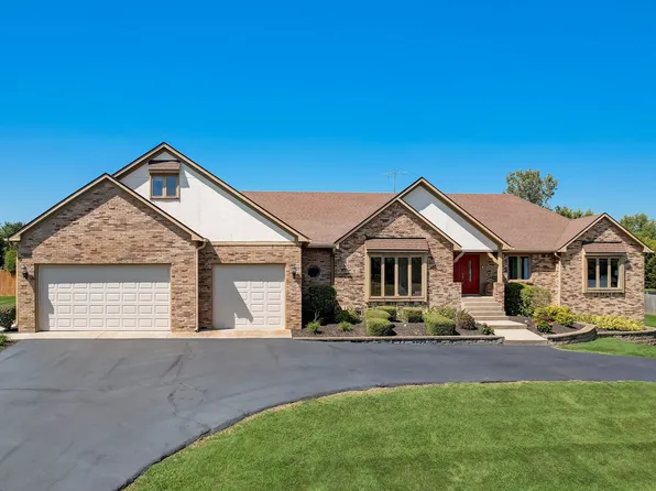 520 Creekside Dr, Franklin, IN 46131
