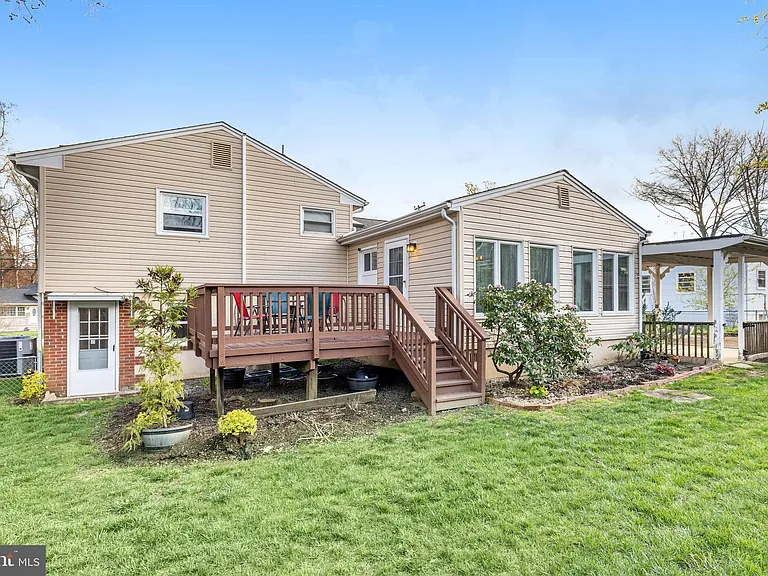 205 Tapawingo Rd SW — Photo 35