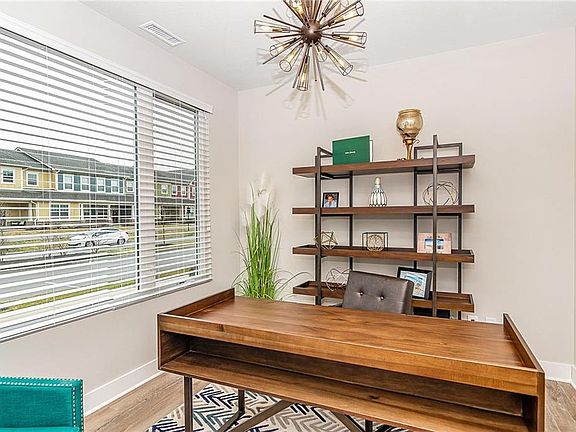 3rd image of 1510 Evenstar Blvd