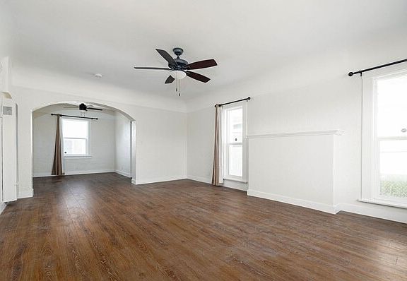 5th image of 720 Jewell Dr