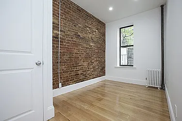 Rented by Weinstein Realty Group