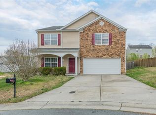 2048 Lauren Woods Dr, Winston Salem, NC 27127