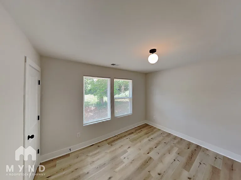 2765 Bradford St — Photo 12