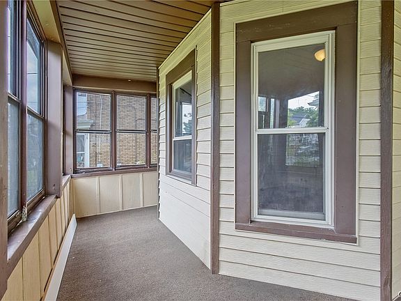 4th image of 814 Avery Ave