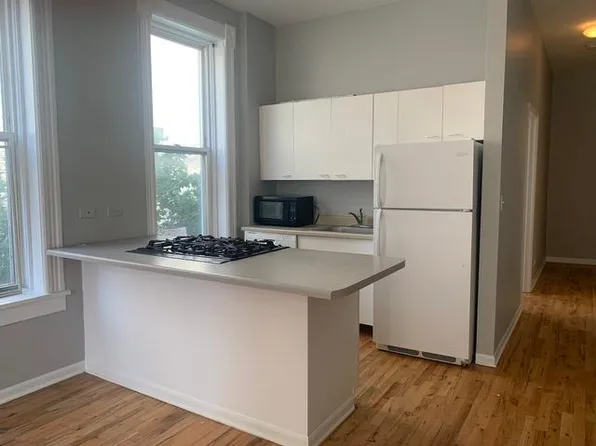 1330 W Huron St, Chicago, IL 60642