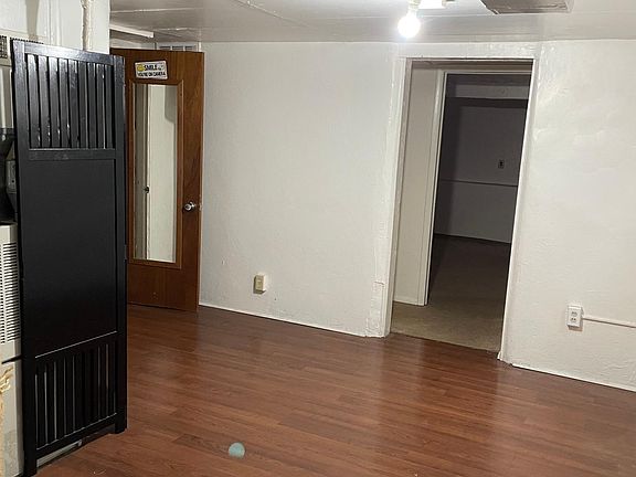 3rd image of 1425 12th Ave #2