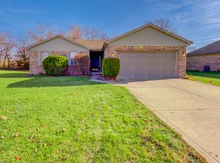308 Fox Ridge Ct, Shelbyville, IN 46176