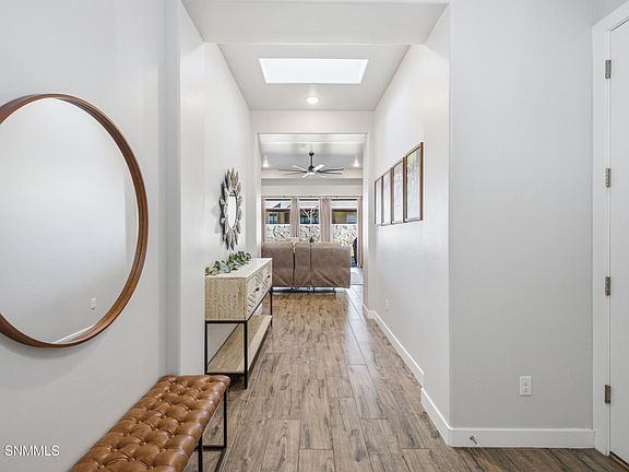 4th image of 3777 Nightingale Ave
