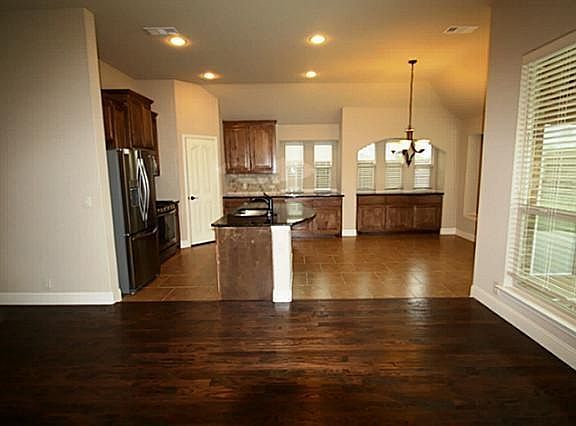 3rd image of 1460 Cedar Hollow Dr