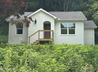 573 Briceville Hwy, Rocky Top, TN 37769