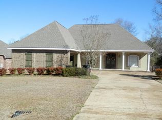 6 Woodside, Hattiesburg, MS 39402