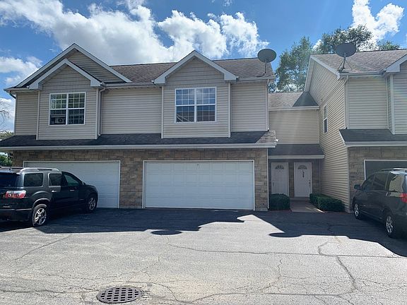 4th image of 3524 Saint Anthony Way #1