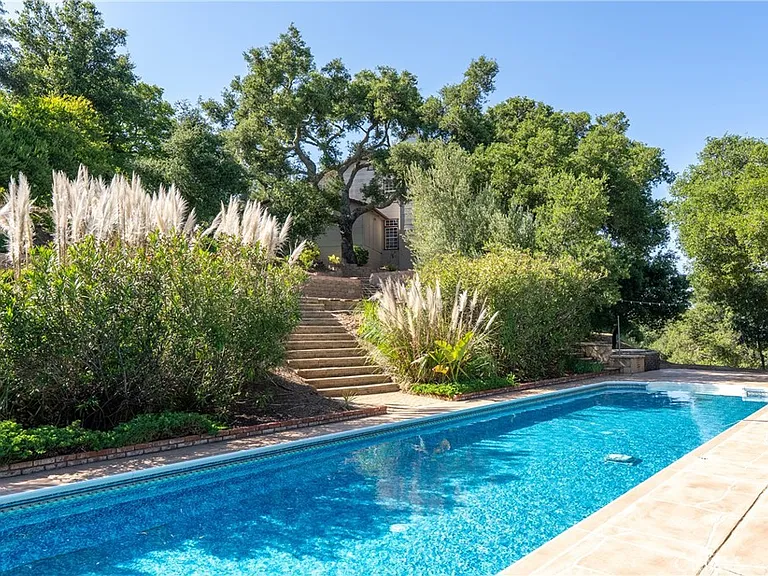 10885 San Marcos Rd — Photo 28