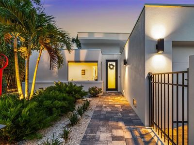 904 Virginia Dr, Sarasota, FL, 34234