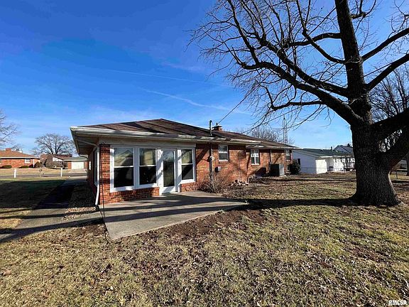 2nd image of 428 E Kirkland Dr