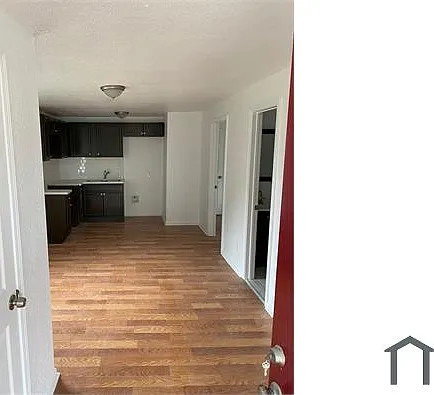 Studio, 360 sqft, $495 — Photo 2