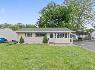 440 S 6th St, Caseyville, IL 62232