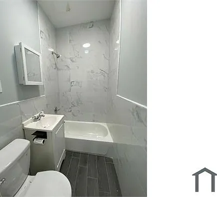 33 Saint Josephs Ave — Photo 10