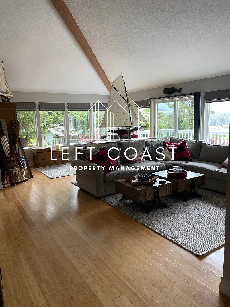 1545 Northeast Regatta Way - 1 — Photo 2