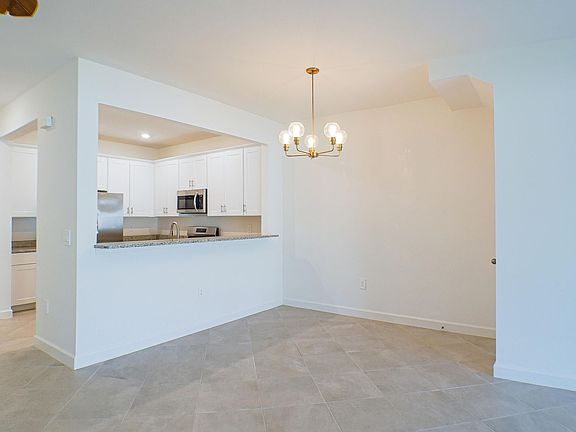 4th image of 14182 Gardeners Way