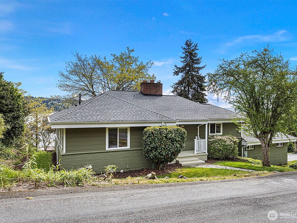 1st image of 11210 Lakeside Avenue NE