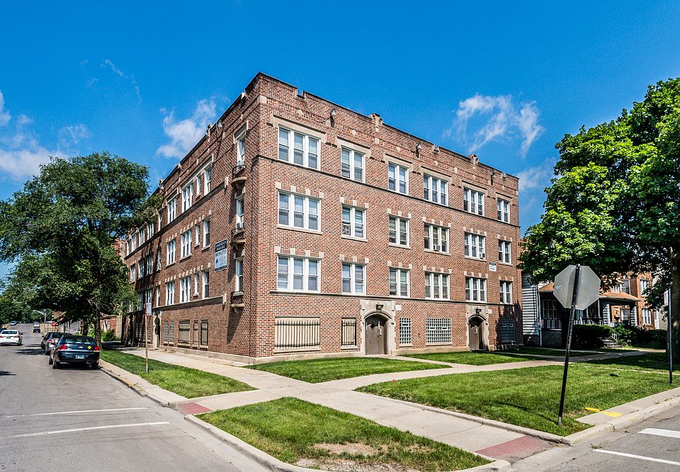 1st image of 11250-56 S Indiana Ave #166-2