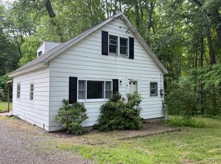 1086 Sweatman Ave, Oneida, NY 13421