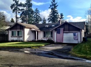 312 Montgomery St, Steilacoom, WA 98388