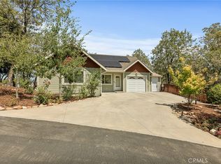 1465 Golden Rule Ln, Lake Arrowhead, CA 92352