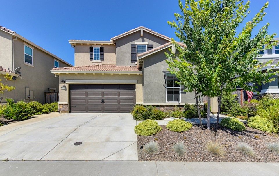 1st image of 2549 Mead Way