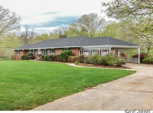 6 Hoyt Rd, Arden, NC 28704